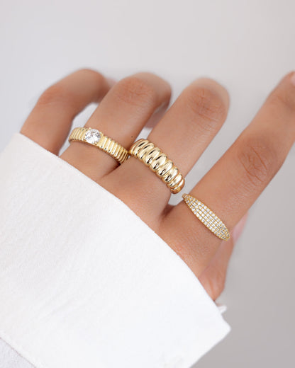 Pavé Signet Ring