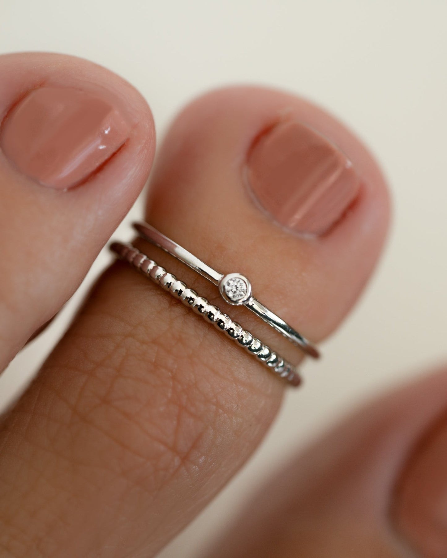 Bezel Toe Ring