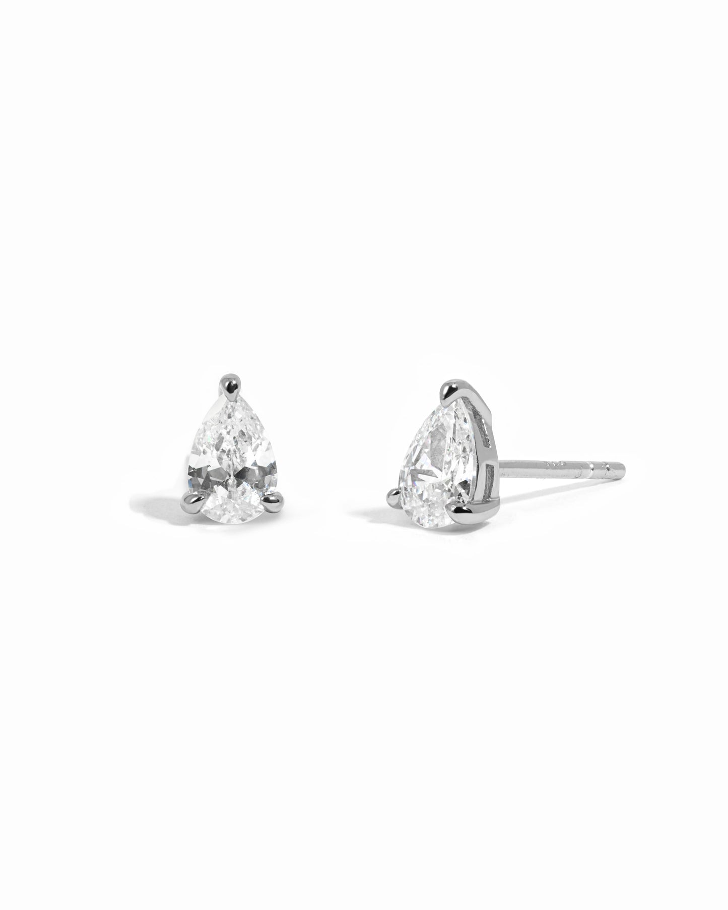 4x6mm Pear Studs